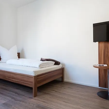 Boardinghouse Neustadt 노이슈타트 안 데어 도나우